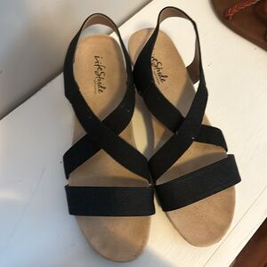 Life stride flex sandal size 10 black strap with 2 inch cork heel